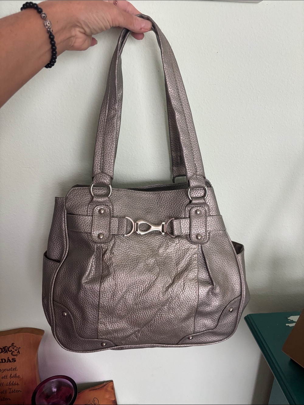 Large D’margeani silver  pebbled leather shoulder bag